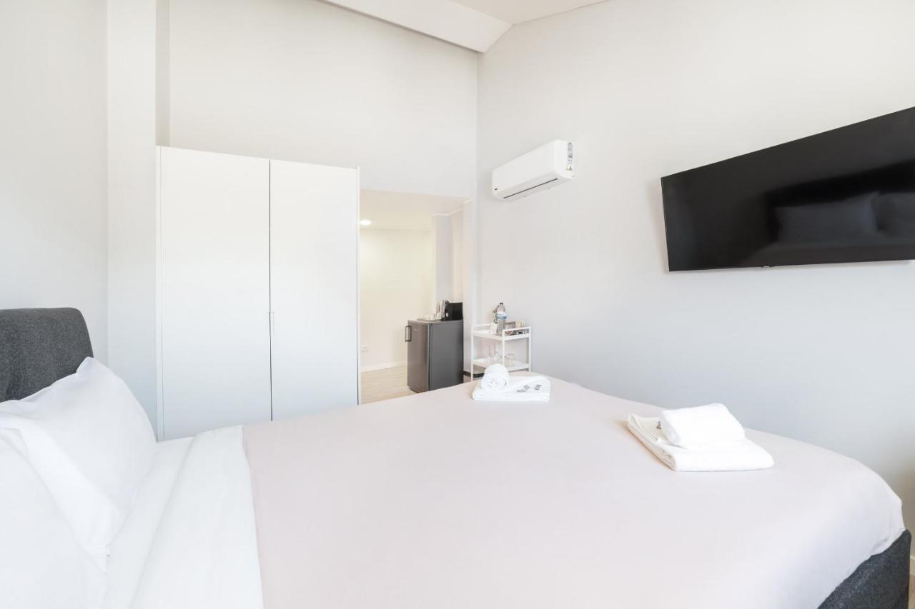 Olala Lisbon Oriente Suites III Exterior foto